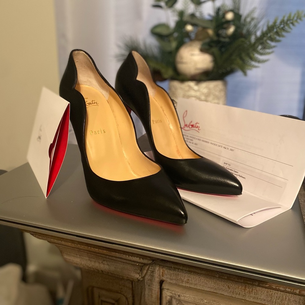 Size 40 Hot Chick Louboutin